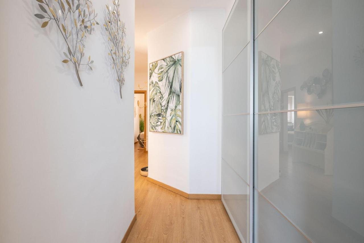 Serene 2bdr W/ Patio By Lovelystay * Lisbon