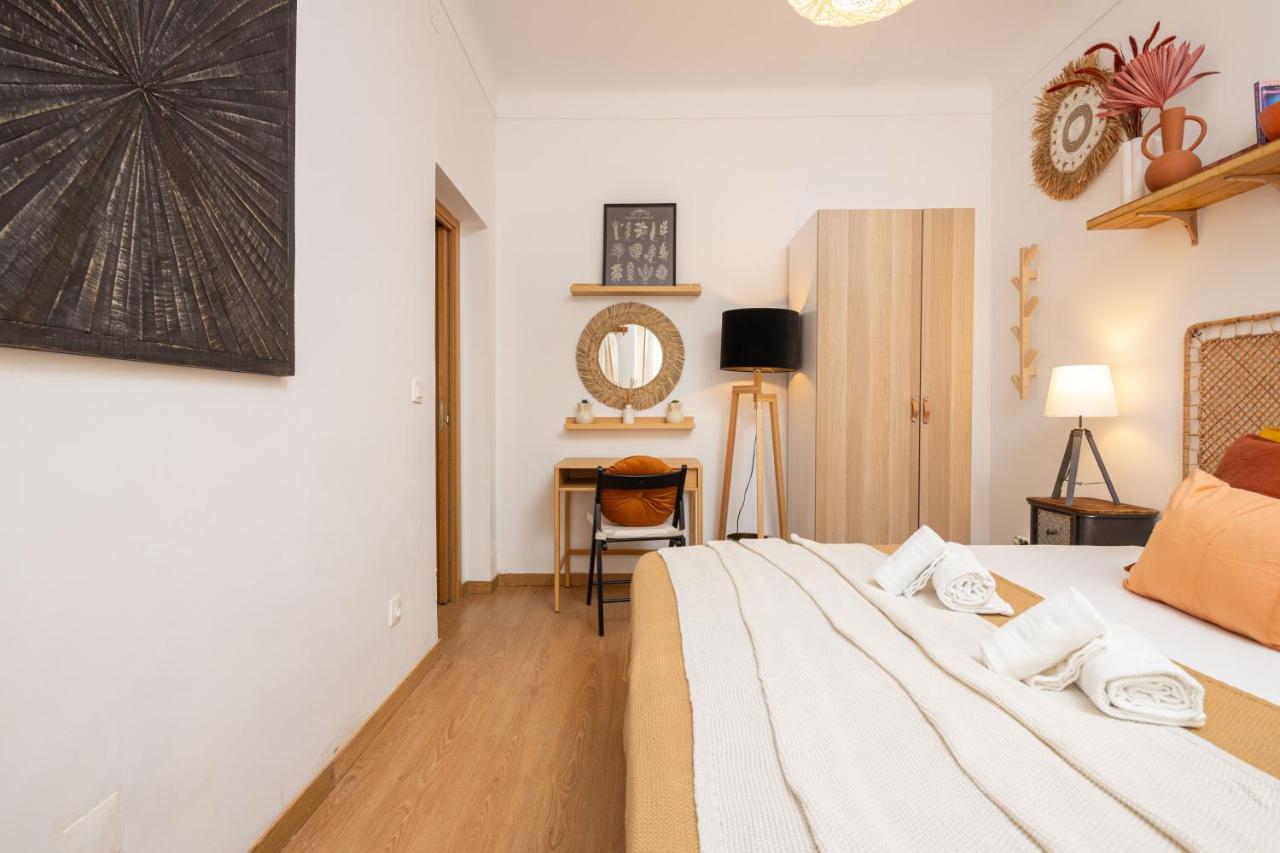 Serene 2bdr W/ Patio By Lovelystay